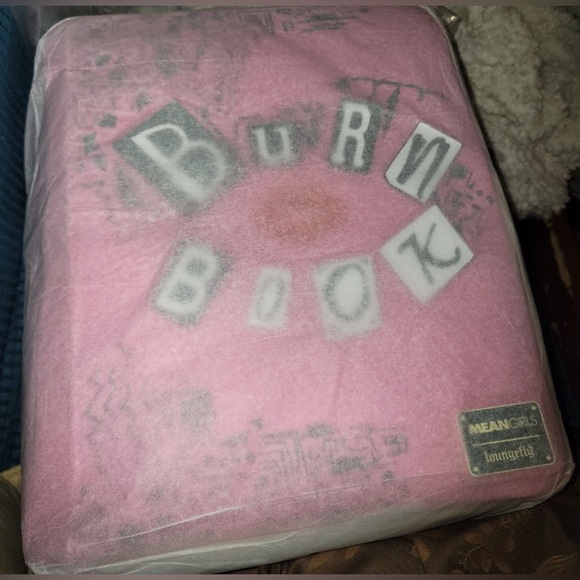 Loungefly Paramount: Mean Girls - Burn Book items, Amazon Exclusive - Picture 9 of 9